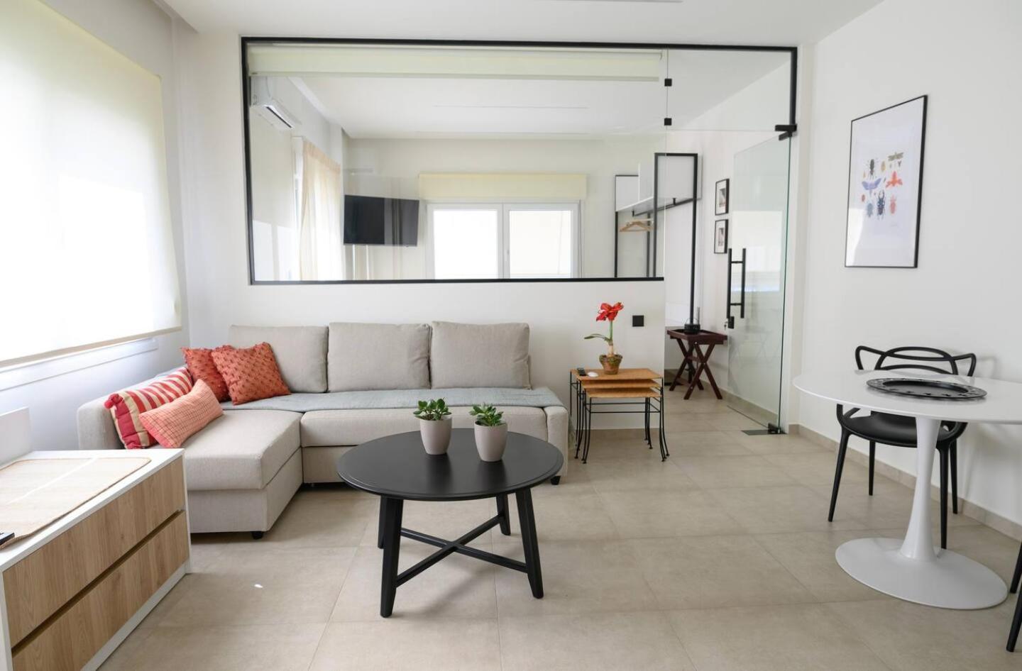 Lighthouse Apartments Alexandroupolis Buitenkant foto