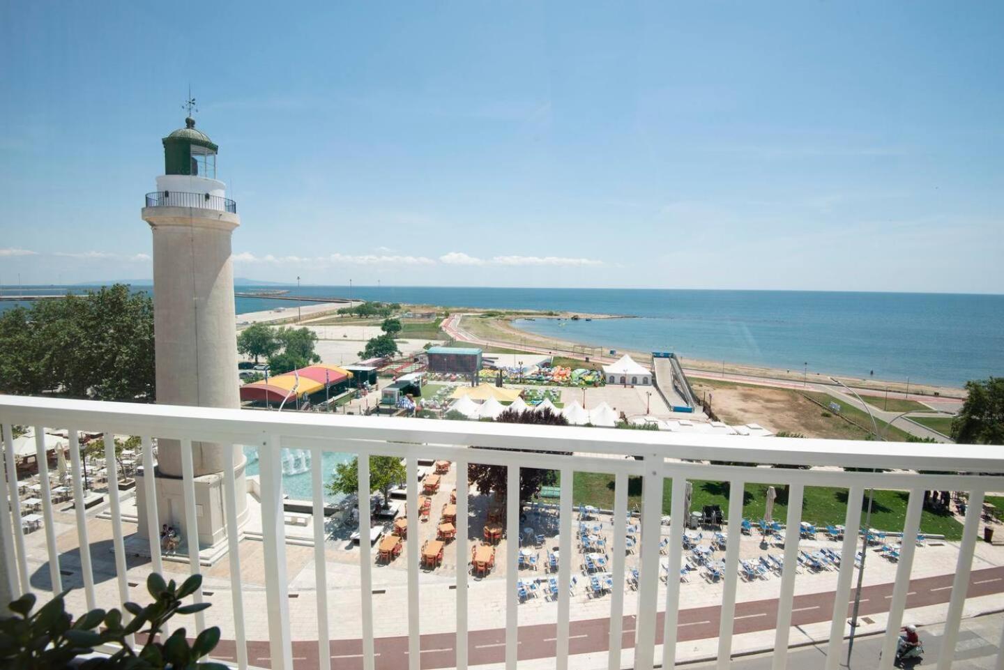 Lighthouse Apartments Alexandroupolis Buitenkant foto