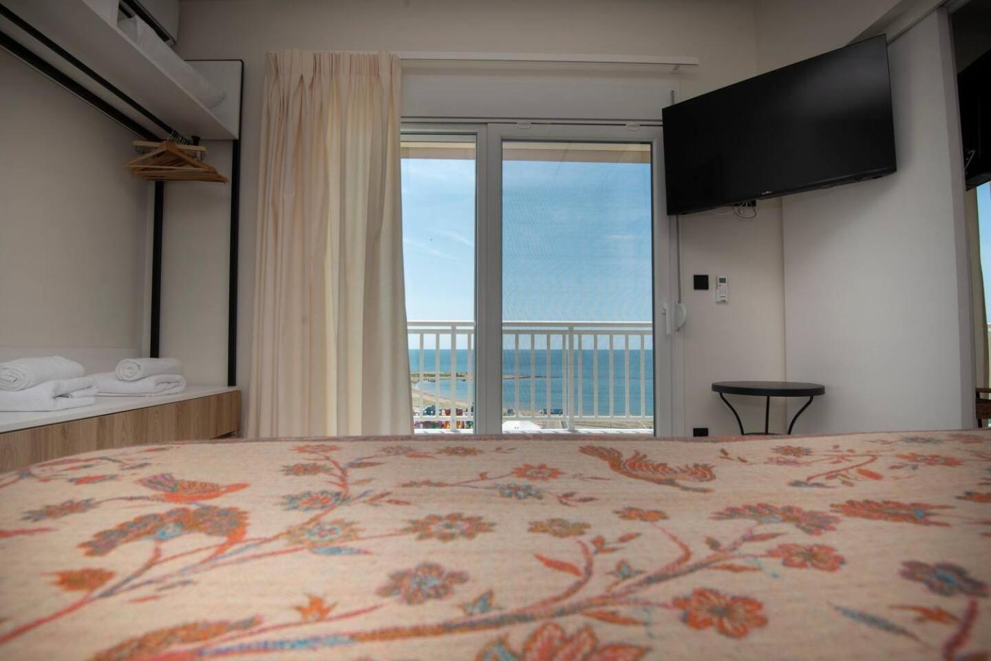 Lighthouse Apartments Alexandroupolis Buitenkant foto